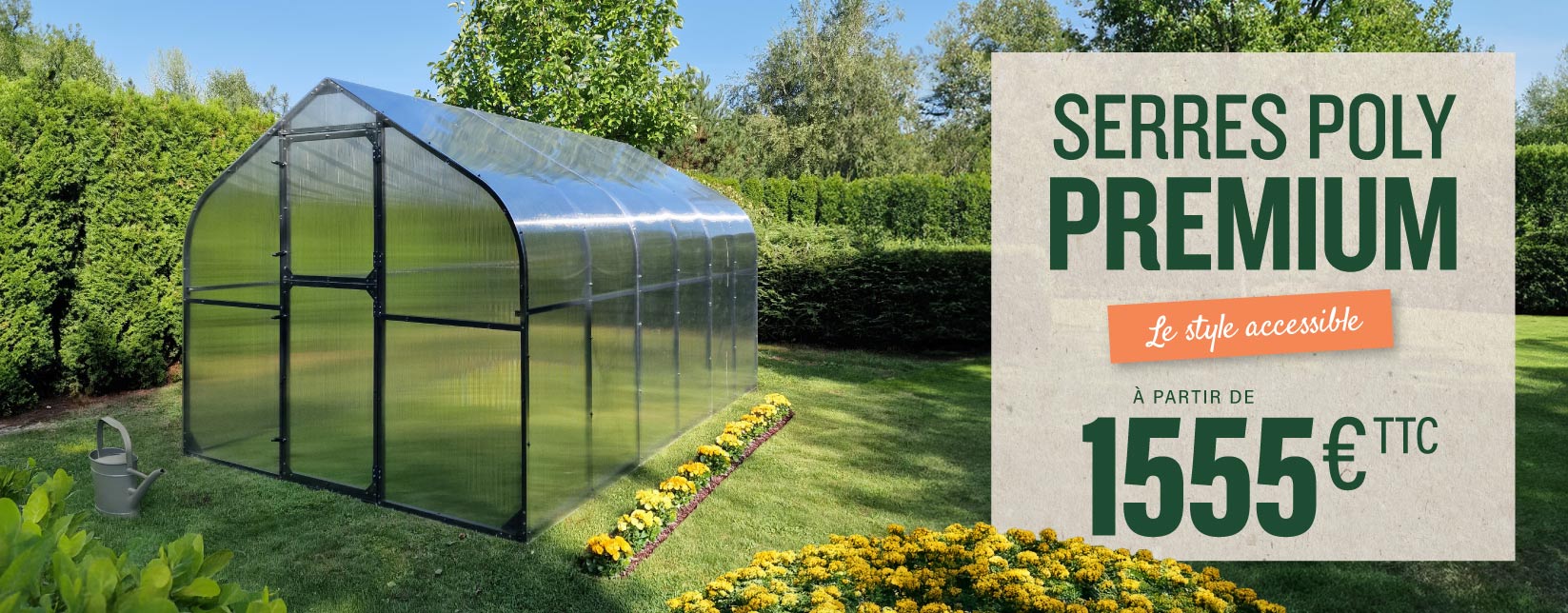serre-polycarbonate-premium-dans-jardin-a-partir-de-mille-cinq-cent-cinquante-cinq-euros