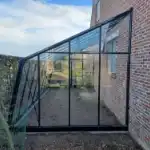 Gamme de serres en verre adossées