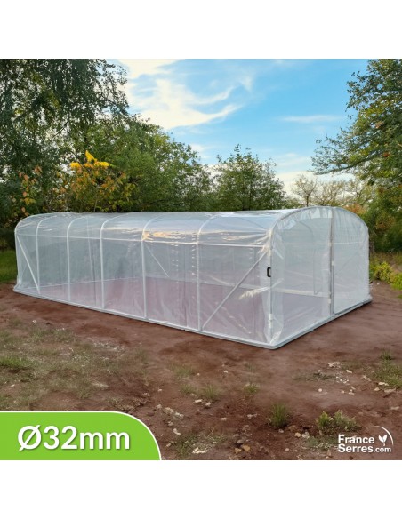 Grande serre tunnel de jardin à pieds droits d'une surface de 21 m²