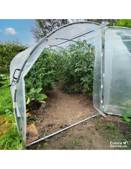 Serre tunnel de jardin avec 2 portes sur charnières et bâche thermique 12m²