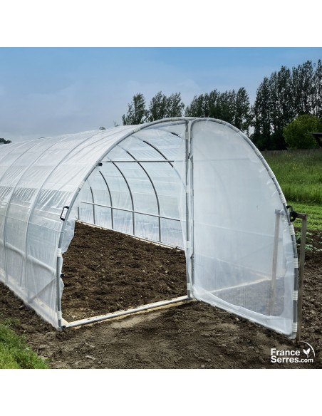 Serre tunnel de jardin avec 2 portes sur charnières et bâche thermique 24m2