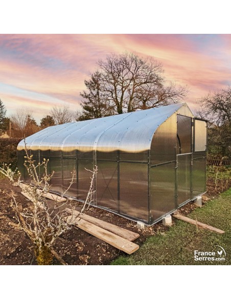 Serre Polycarbonate 15m² de qualité