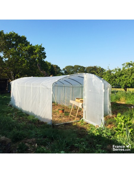 Serre tunnel de jardin avec pied droit et deux portes 18m²