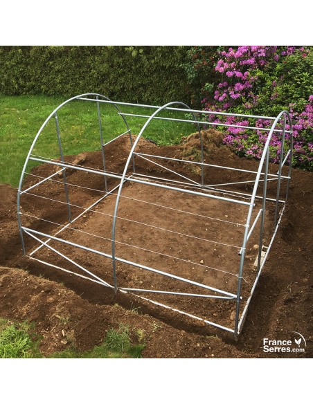 structure serre de jardin 9m²