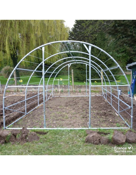 structure serre tunnel 28m²