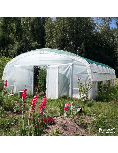Serre pro avec aération latérale de 60m²
