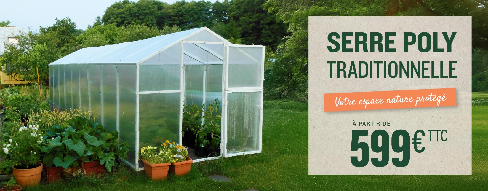 serre-polycarbonate-dans-jardin-a-partir-de-cinq-cent-quatre-vingt-neuf-euros